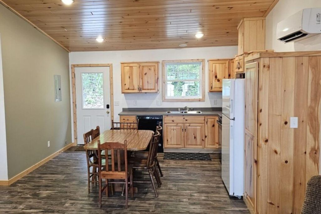 Cabin #3 - Fully Equipped Kitchen and Dining Area