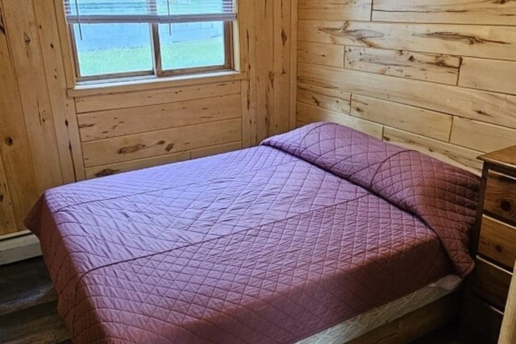 Cabin #12 - Bedroom #1 with Queen Bed