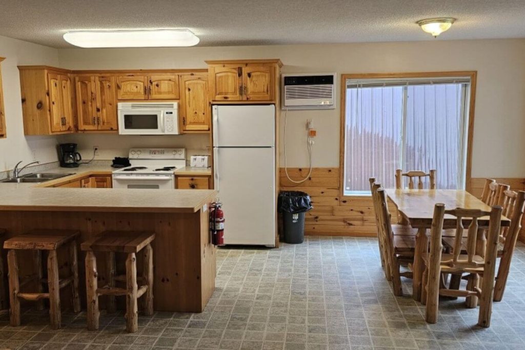 Cabin #16 - Fully Equipped Kitchen with Dining Area
