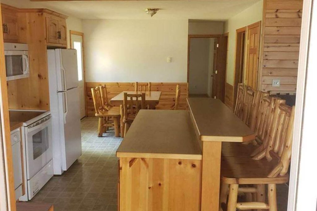 Cabin #18 - Fully Equipped Kitchen with Counter Seating and Dining Area