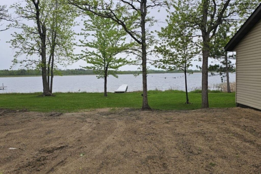 Cabin #6 - Parking and Dock Access