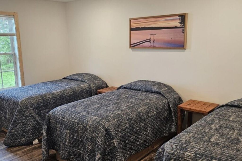Cabin #7 - Bedroom #3 with 3 Single Beds