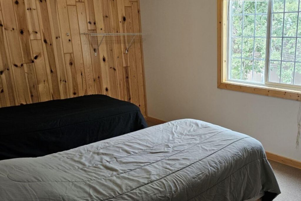 Cabin #11 - Bedroom #6 with Single Beds