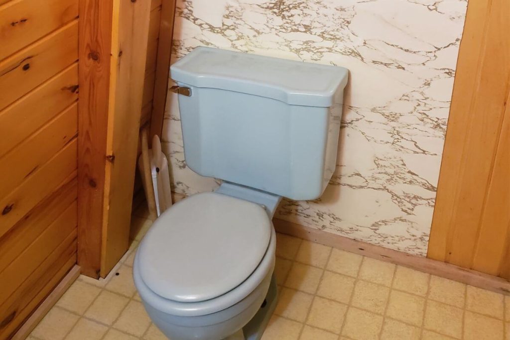 Alpine Cabin #20 - Loft Bathroom #2