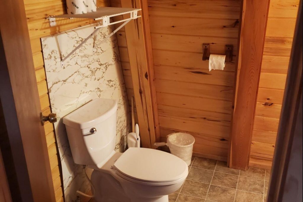 Alpine Cabin #21 - Full Bathroom #1