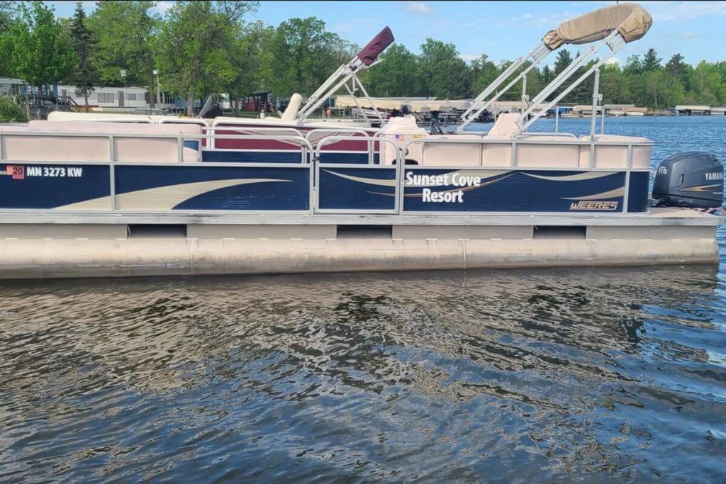 2012 Weeres Cadet 260 26' Pontoon Rental with Yamaha 115HP 4-Stroke Motor