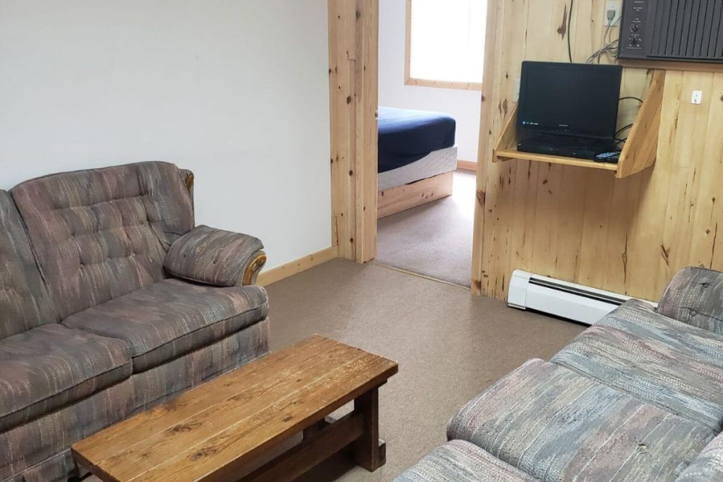 Cabin #11 - Secondary Living Room Area